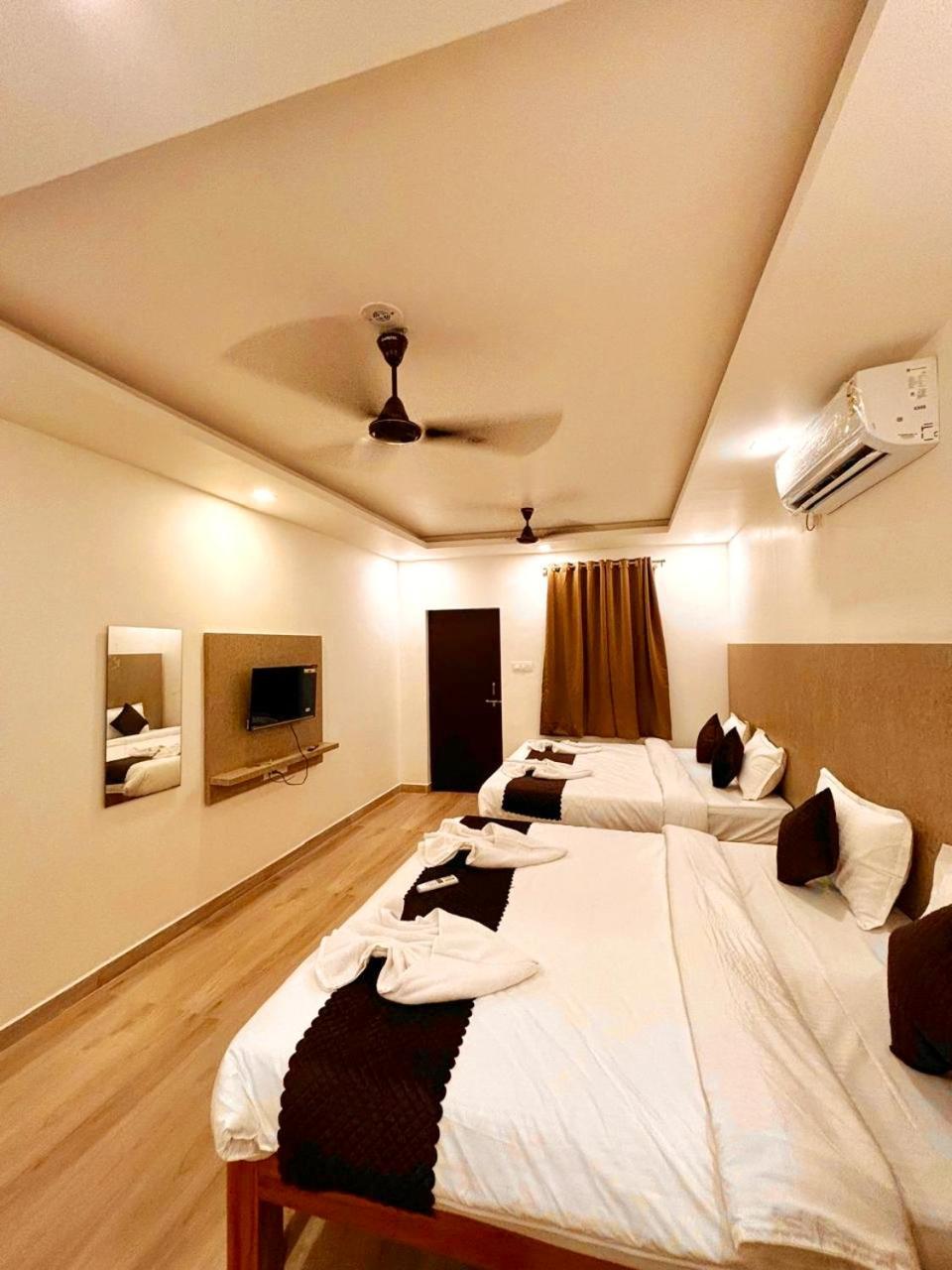 Baga Beach Inn Екстер'єр фото